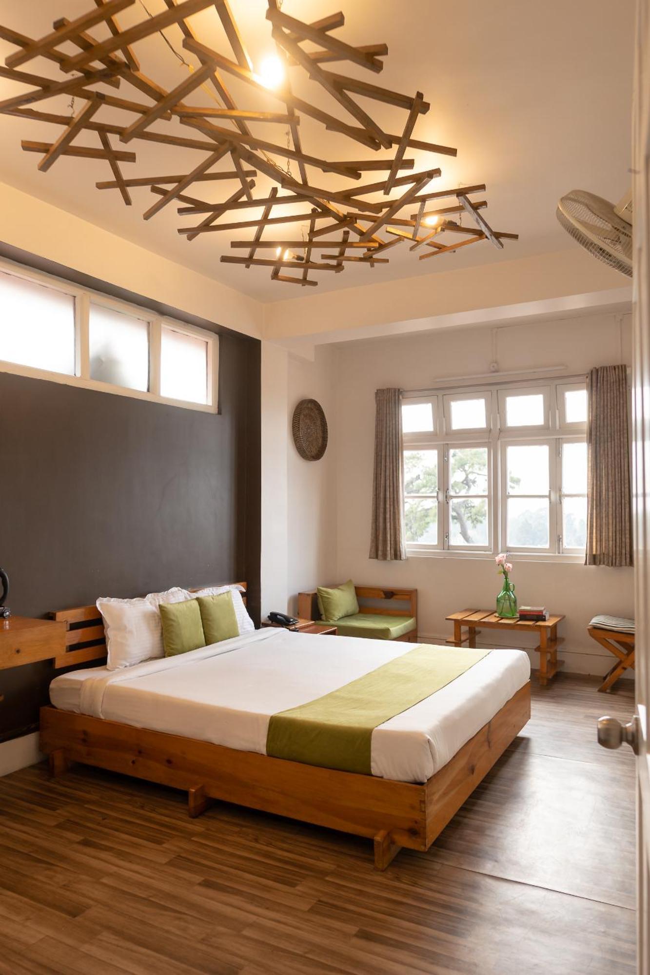 Hotel The Living Roof Shillong Exterior foto